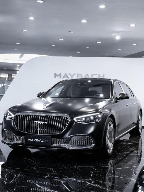 重庆125岚图汽车的售后服务让用户无忧出行，迈巴赫未来的豪华车趋势